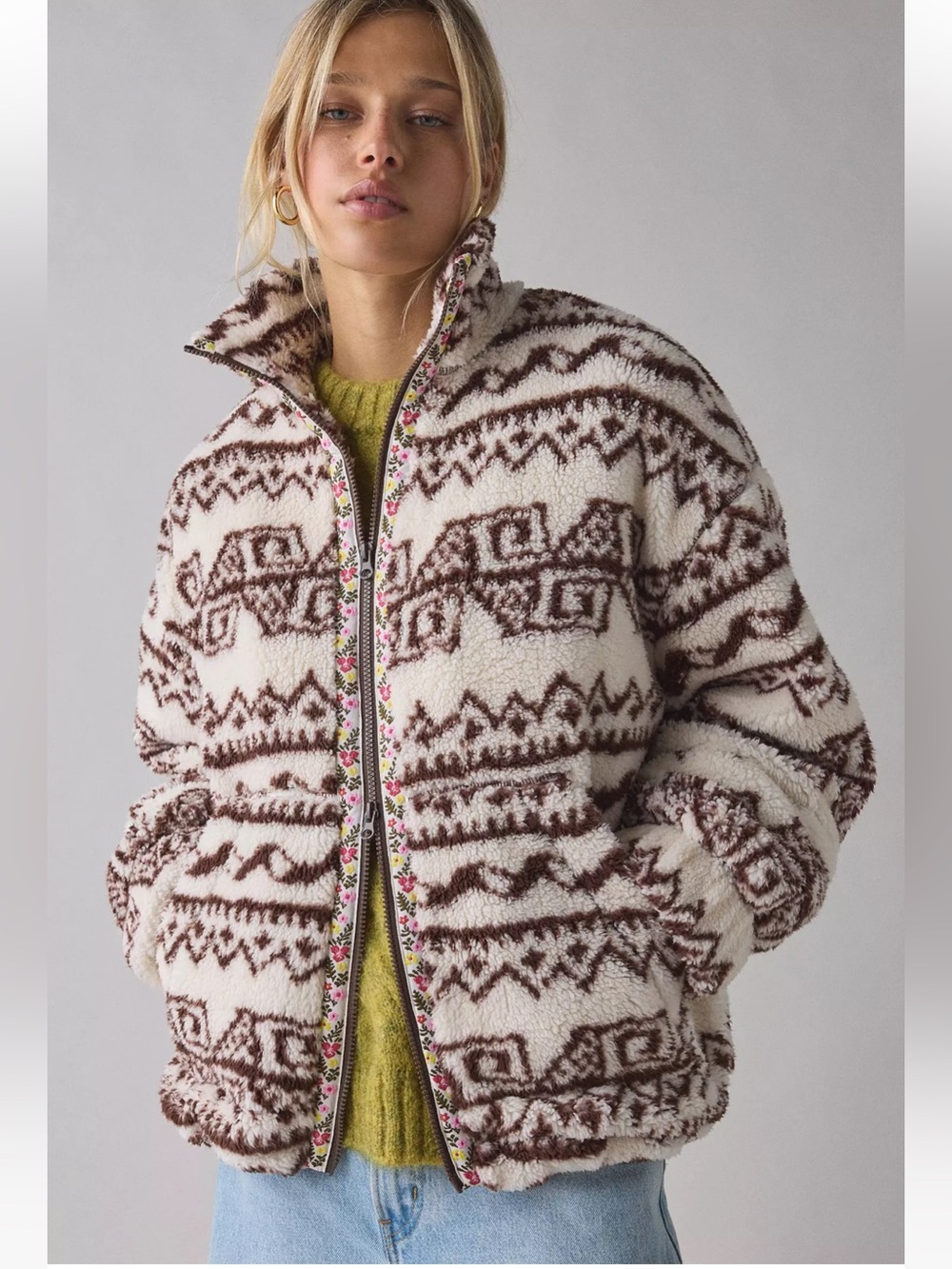 Urban Outfitters x BDG Mae Printed Piled Fleece Zip Up Jacket Size Large NWT
